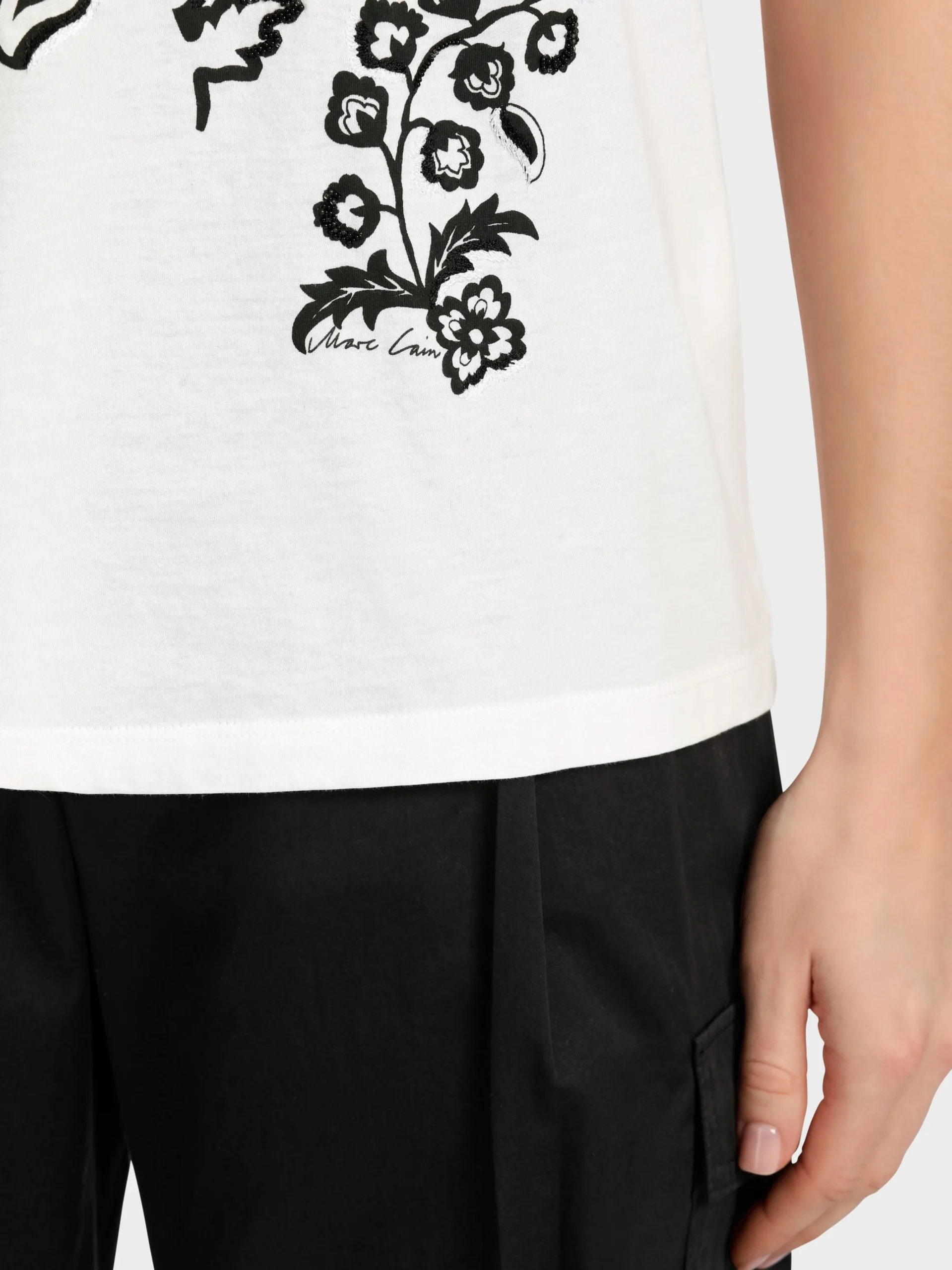 Marc Cain Shirts & Tops-BAUMWOLL-T-SHIRT MIT MATERIALMIX off-white