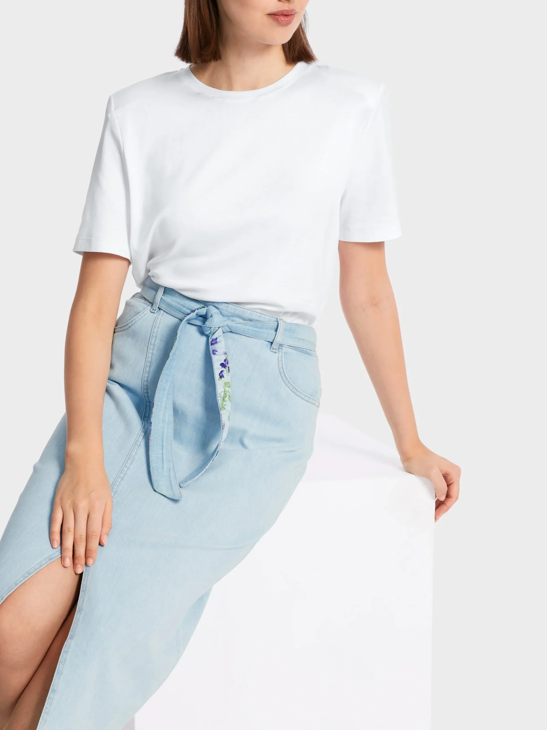 Marc Cain Shirts & Tops-BEQUEMER BODY white