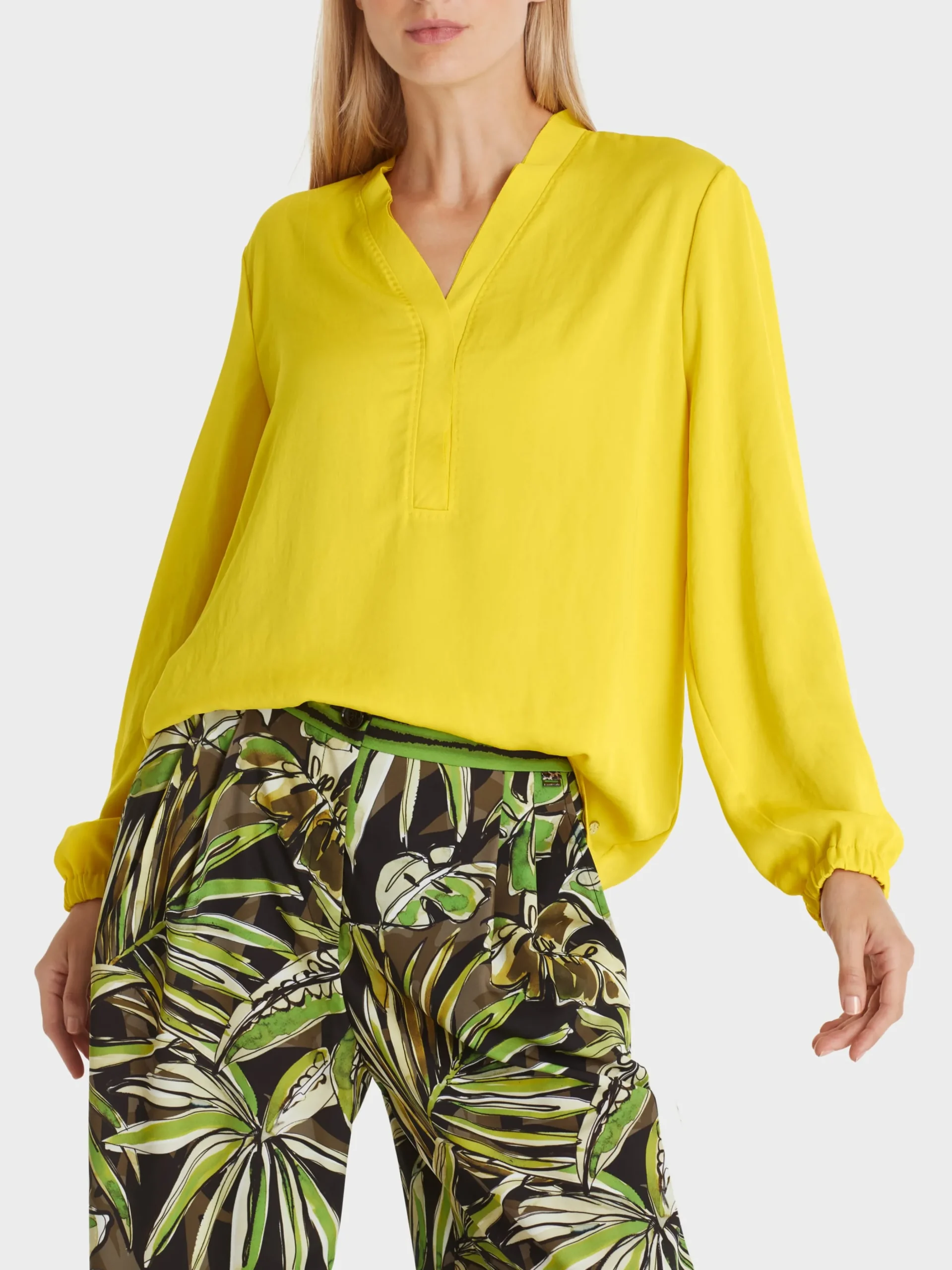 Marc Cain Blusen & Tuniken-BLUSE MIT V-NECK bright sulphur