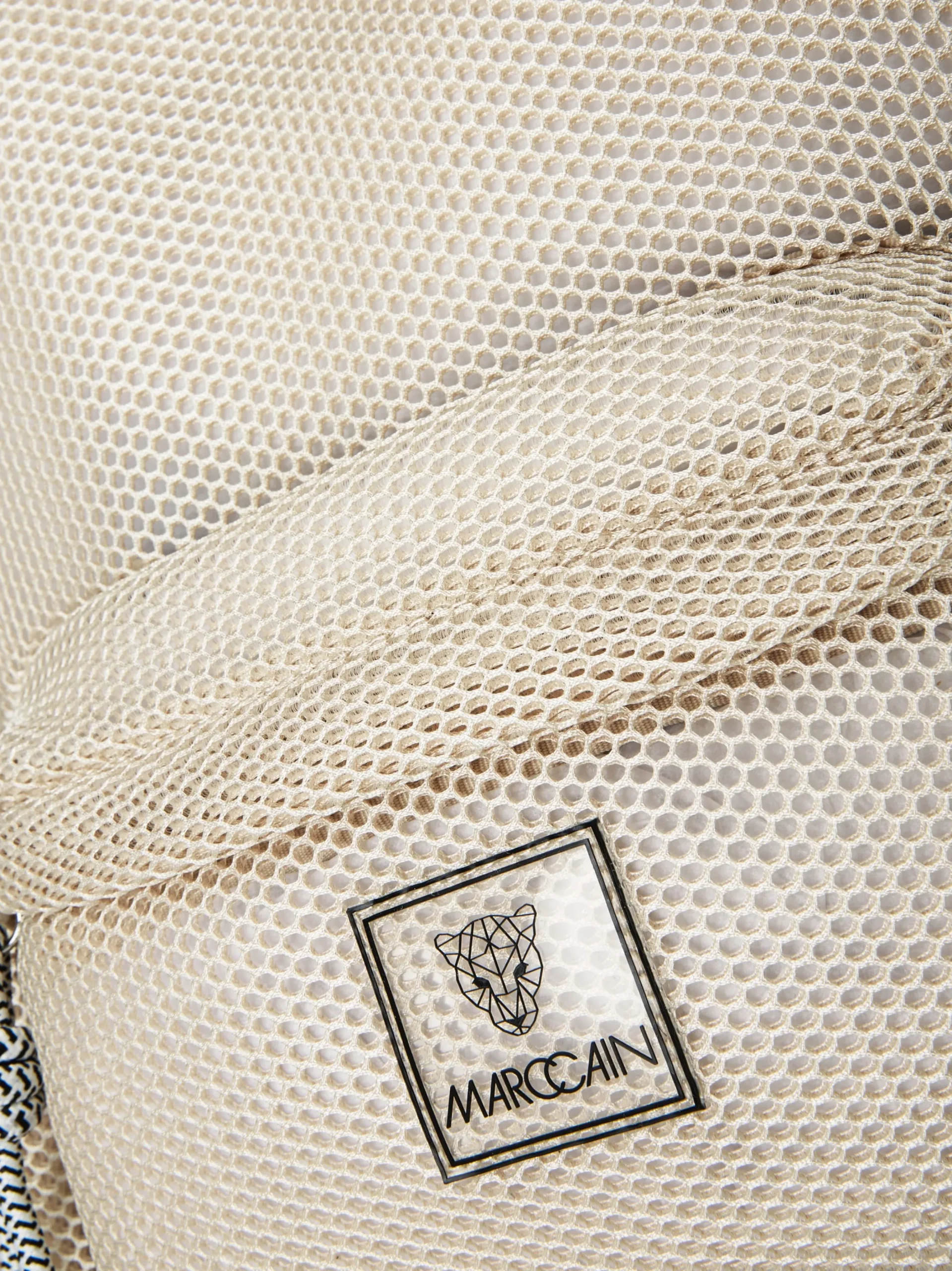 Marc Cain Taschen-FANCY RUCKSACK AUS MESH soft moon rock