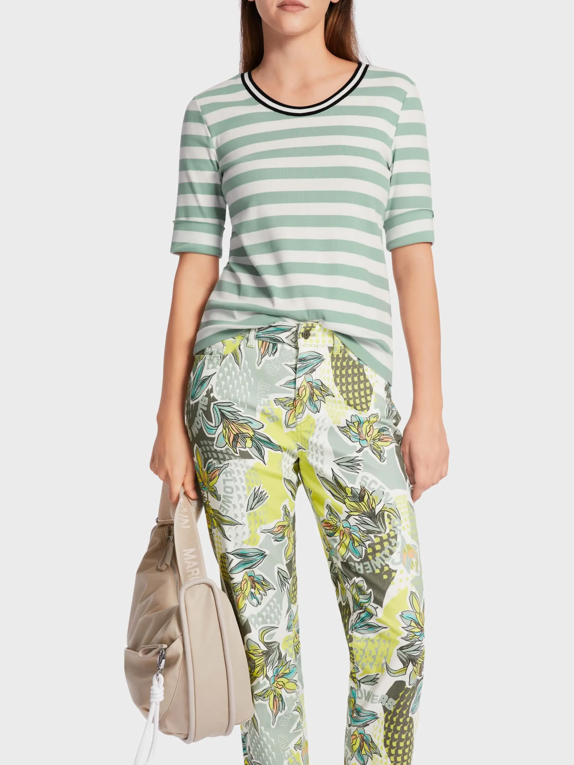 Marc Cain Shirts & Tops-FEMININES T-SHIRT MIT STREIFEN soft sage