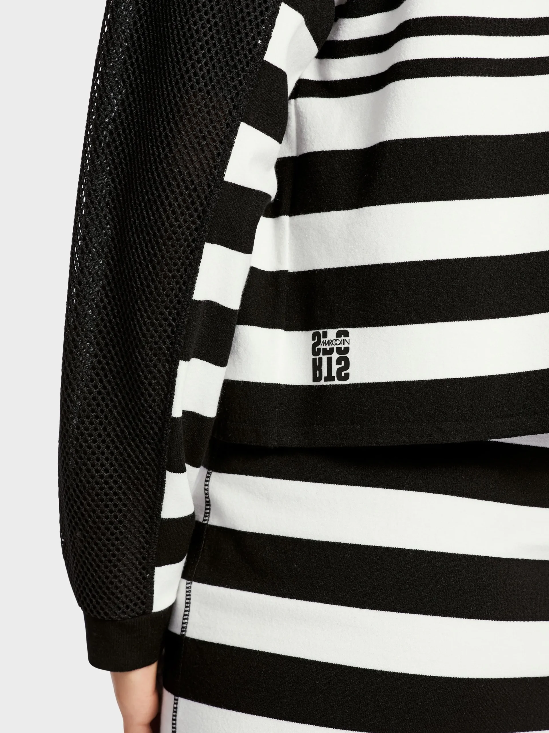 Marc Cain Jacken|Strick-GESTREIFTER CARDIGAN "RETHINK TOGETHER" white and black
