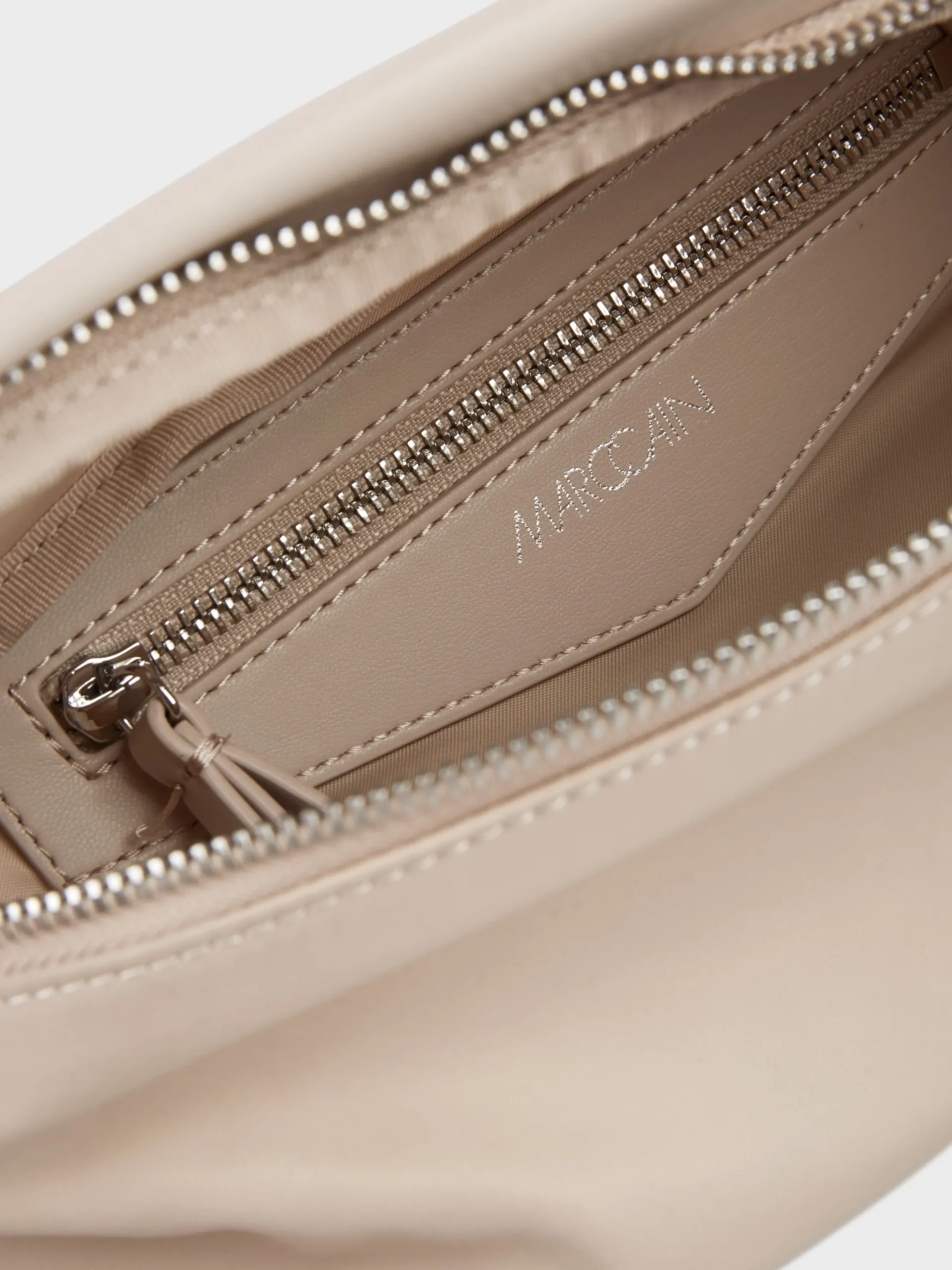 Marc Cain Taschen-GÜRTELTASCHE "RETHINK TOGETHER" soft moon rock