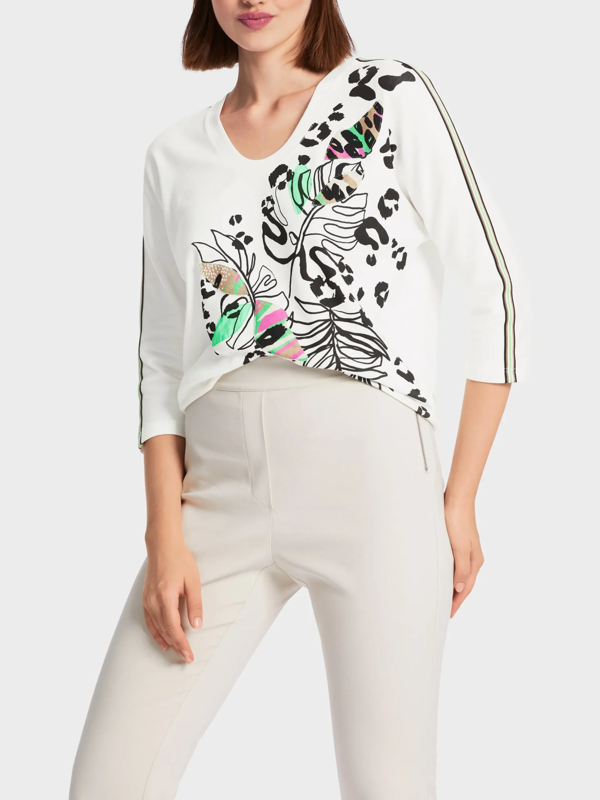 Marc Cain Shirts & Tops-KIMONO-T-SHIRT MIT MOTIV-PRINT off-white