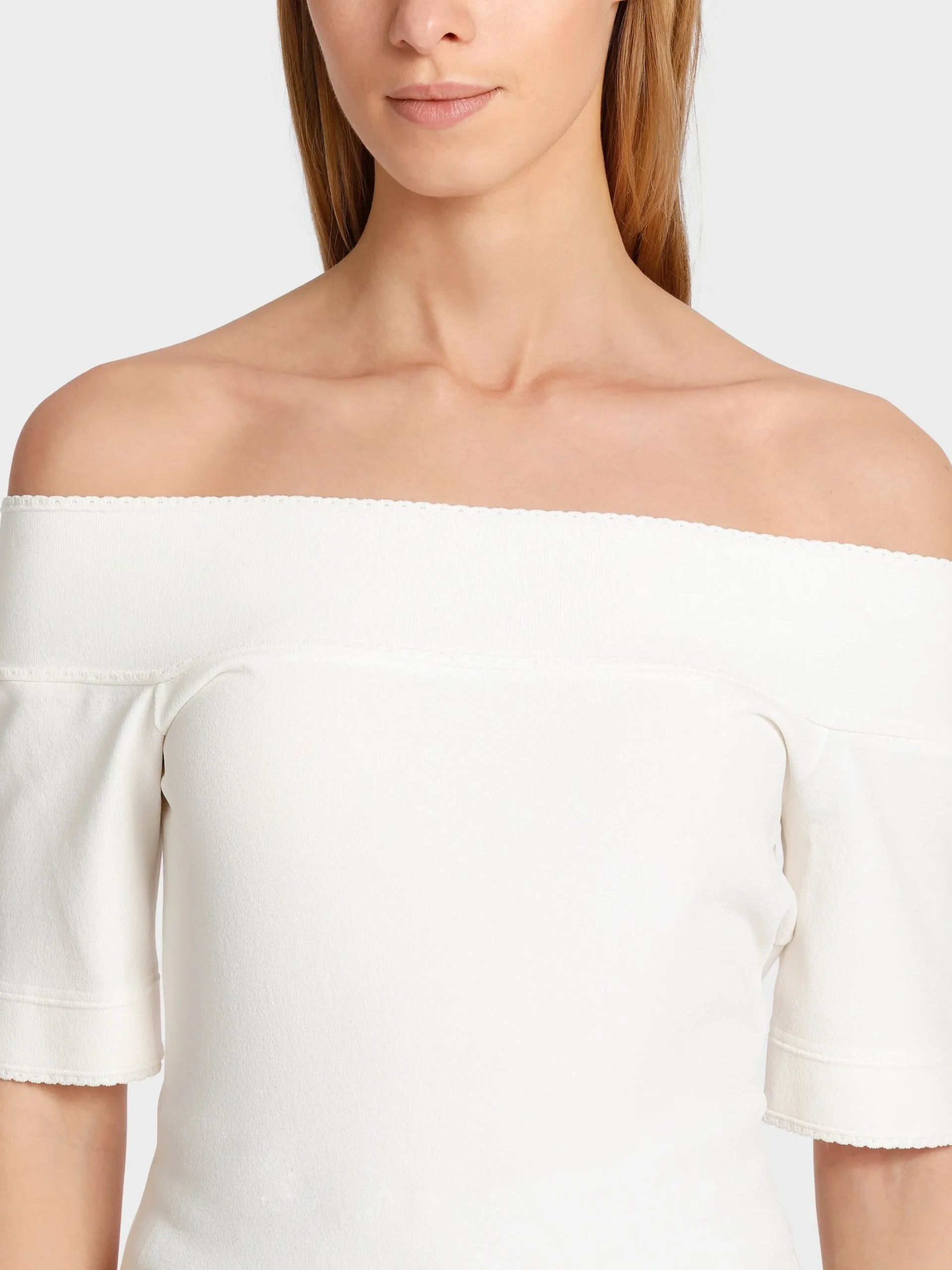 Marc Cain Pullover & Sweatshirts-KÖRPERNAHER SWEATER KNITTED IN GERMANY off-white