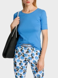 Marc Cain Shirts & Tops-KÖRPERNAHES T-SHIRT MIT ¾-ÄRMEL bright azure