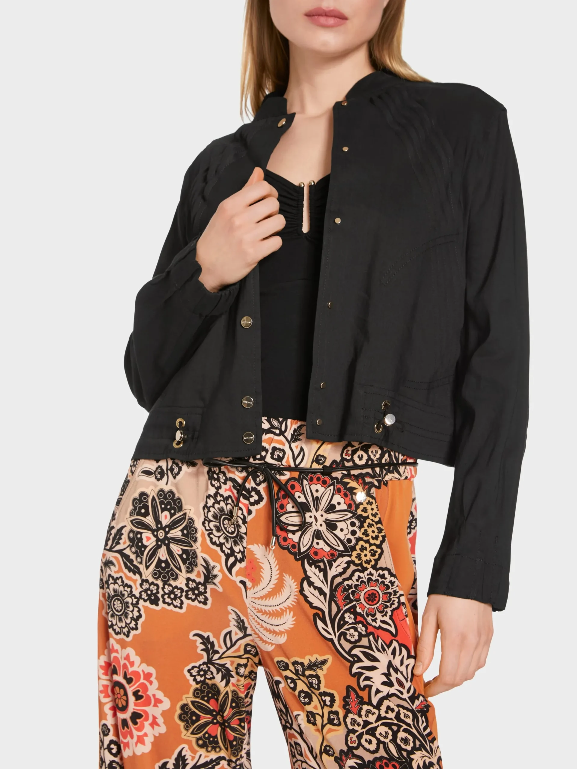 Marc Cain Jacken-KURZE JACKE MIT TAILORING-DETAILS black