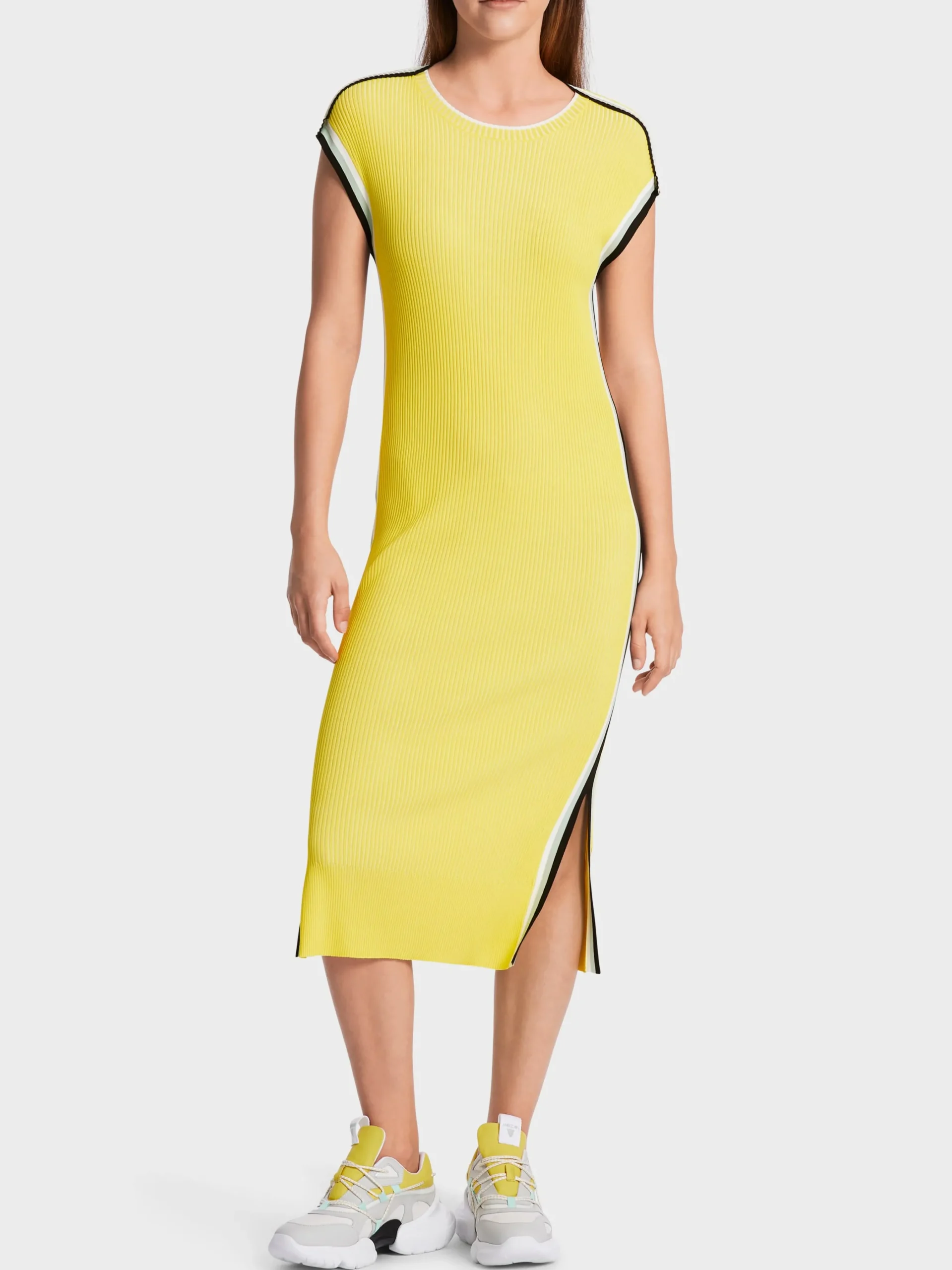 Marc Cain Kleider|Strick-LANGES SCHMALES STRICKKLEID soft limeade
