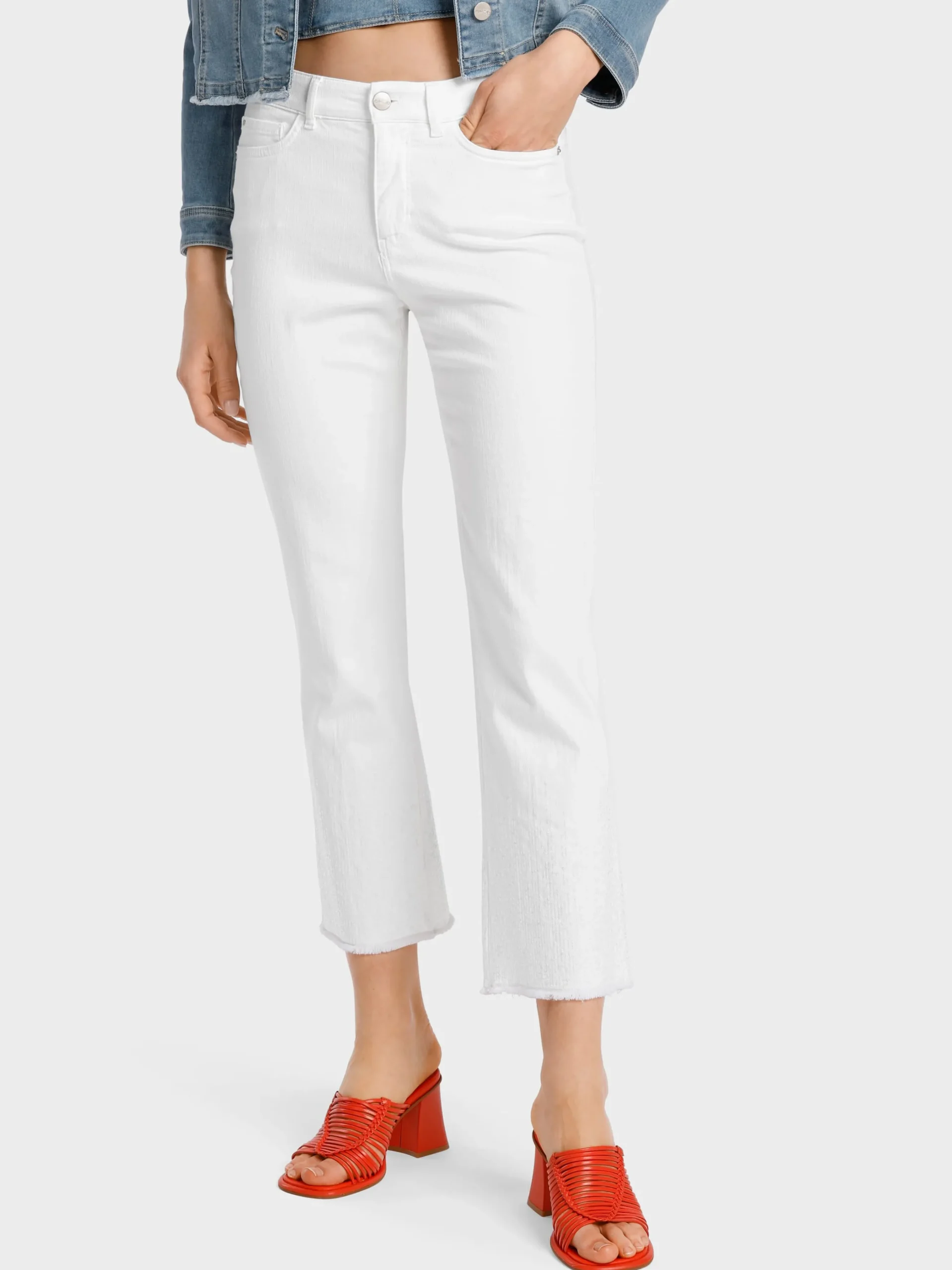 Marc Cain Jeans-MODELL FORLI – JEANS “RETHINK TOGETHER” white