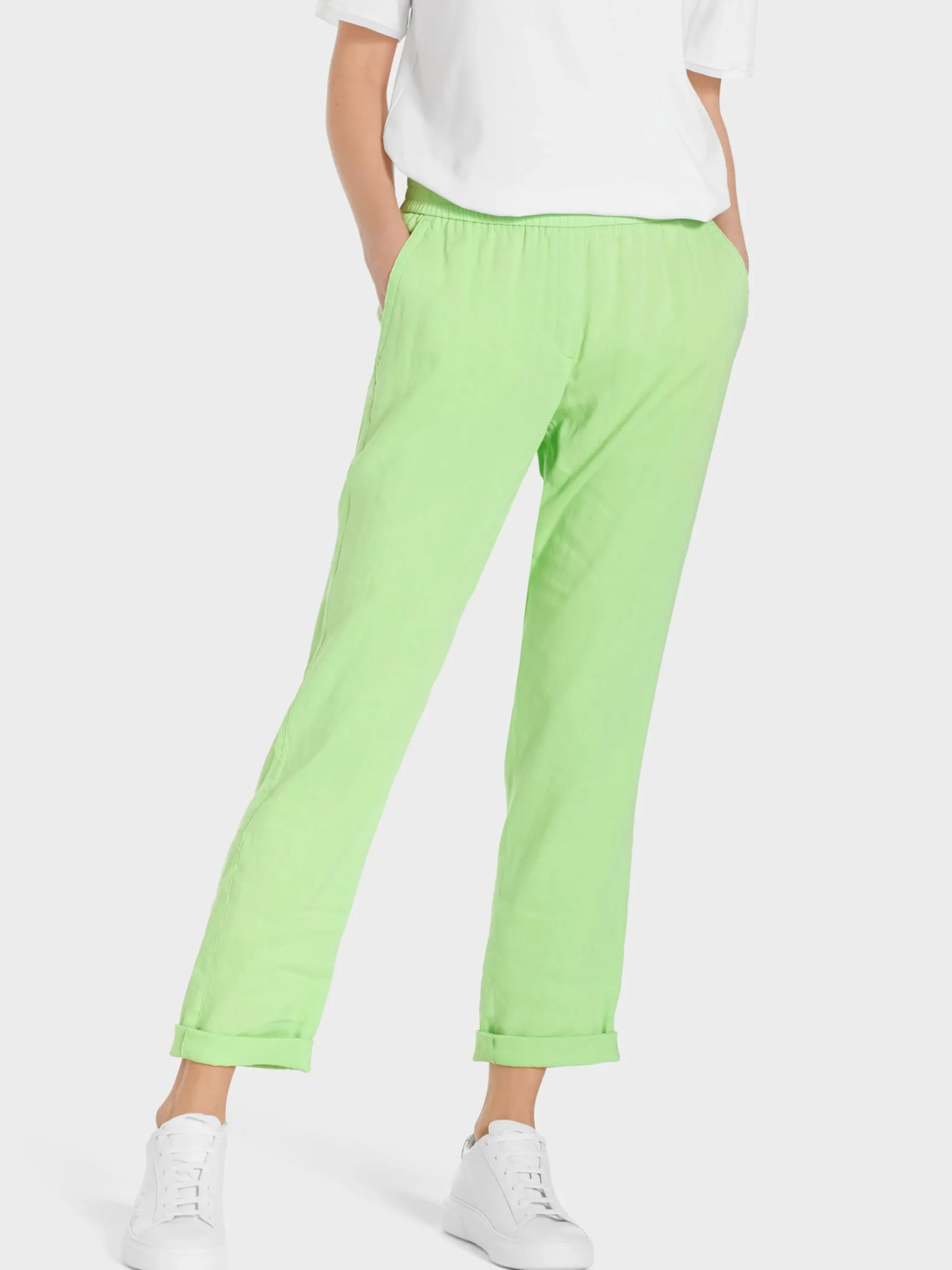 Marc Cain Hosen-MODELL ROANNE MIT RELAXED FIT light apple green