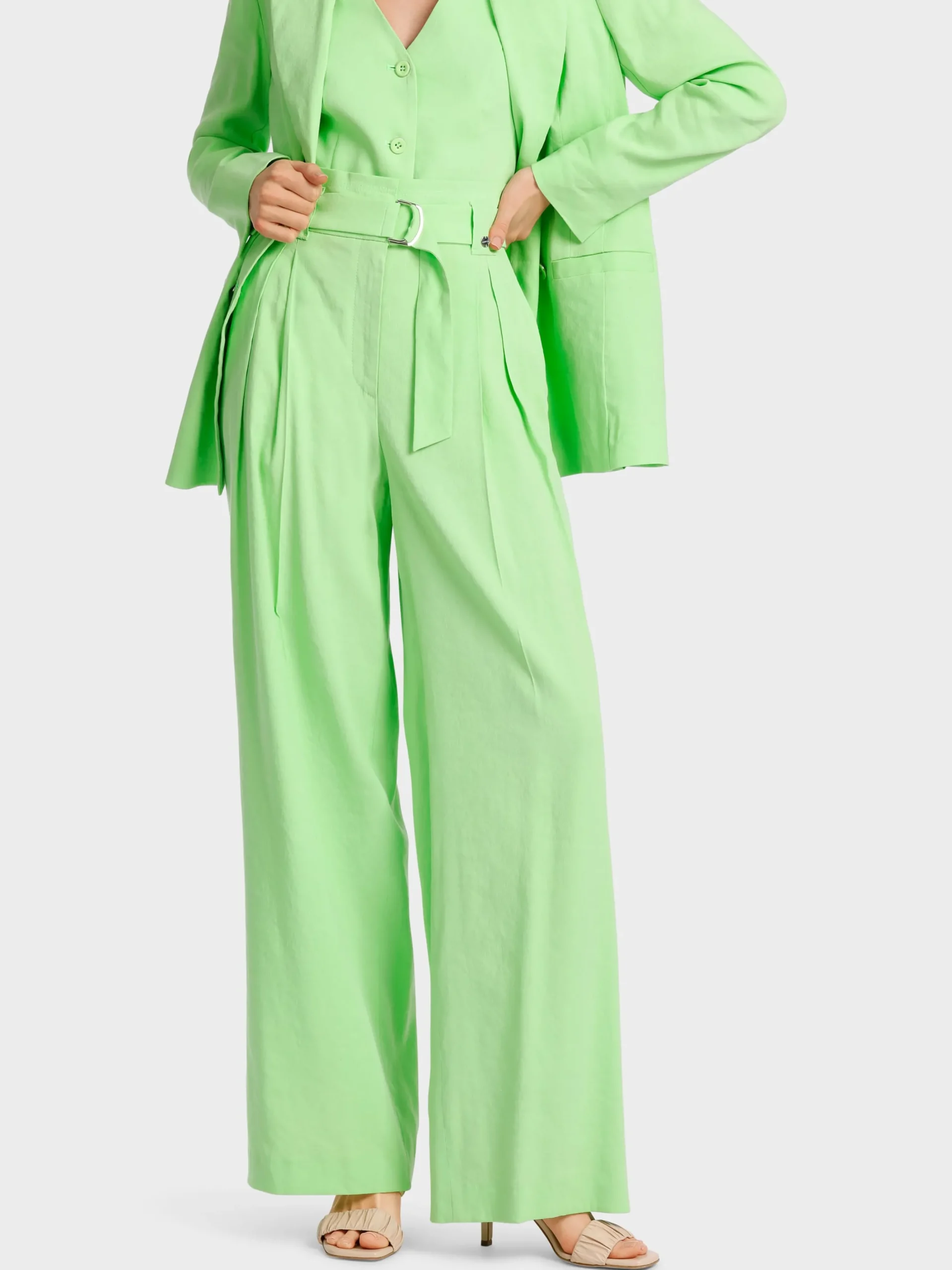 Marc Cain Hosen|Hosenanzüge-MODELL WICHITA – HOSE IM PAPERBAG-STYLE light apple green