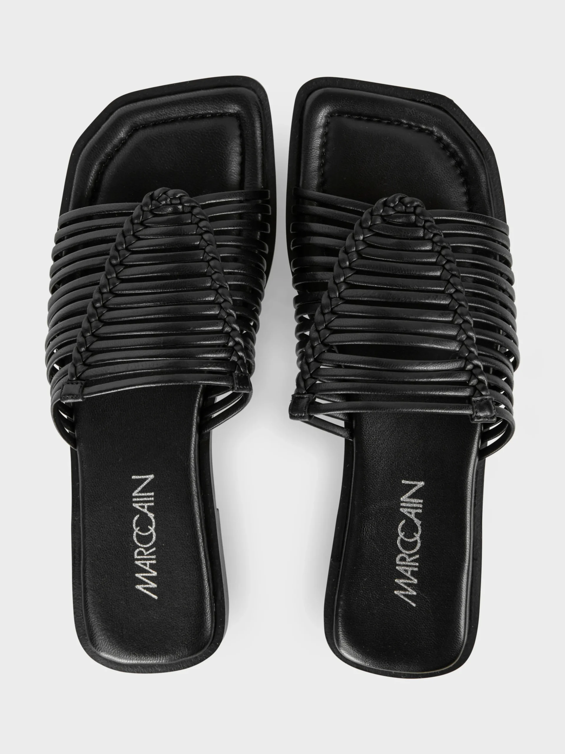 Marc Cain Schuhe-PANTOLETTEN MIT SCHMALEN RIEMCHEN black