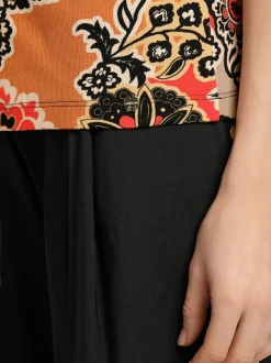 Marc Cain Shirts & Tops-ÄRMELLOSES T-SHIRT AUS BAUMWOLLSTRETCH bright ochre