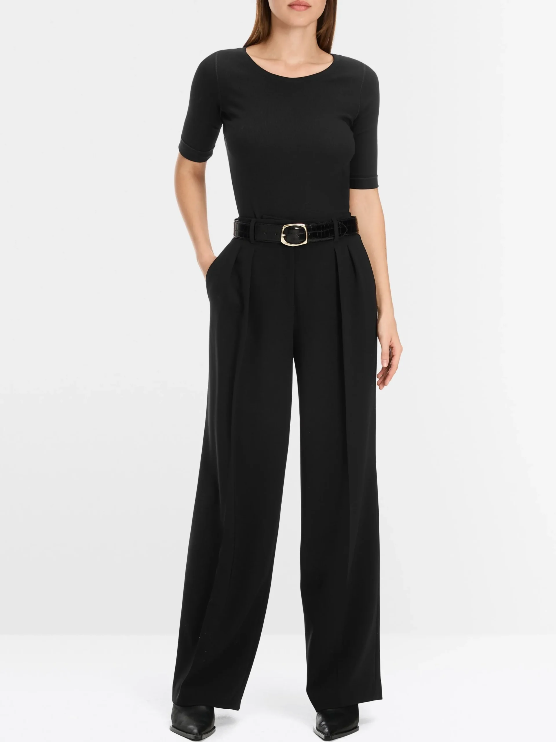 Marc Cain Shirts & Tops-RUNDHALS-SHIRT MIT HALBEN ÄRMELN black