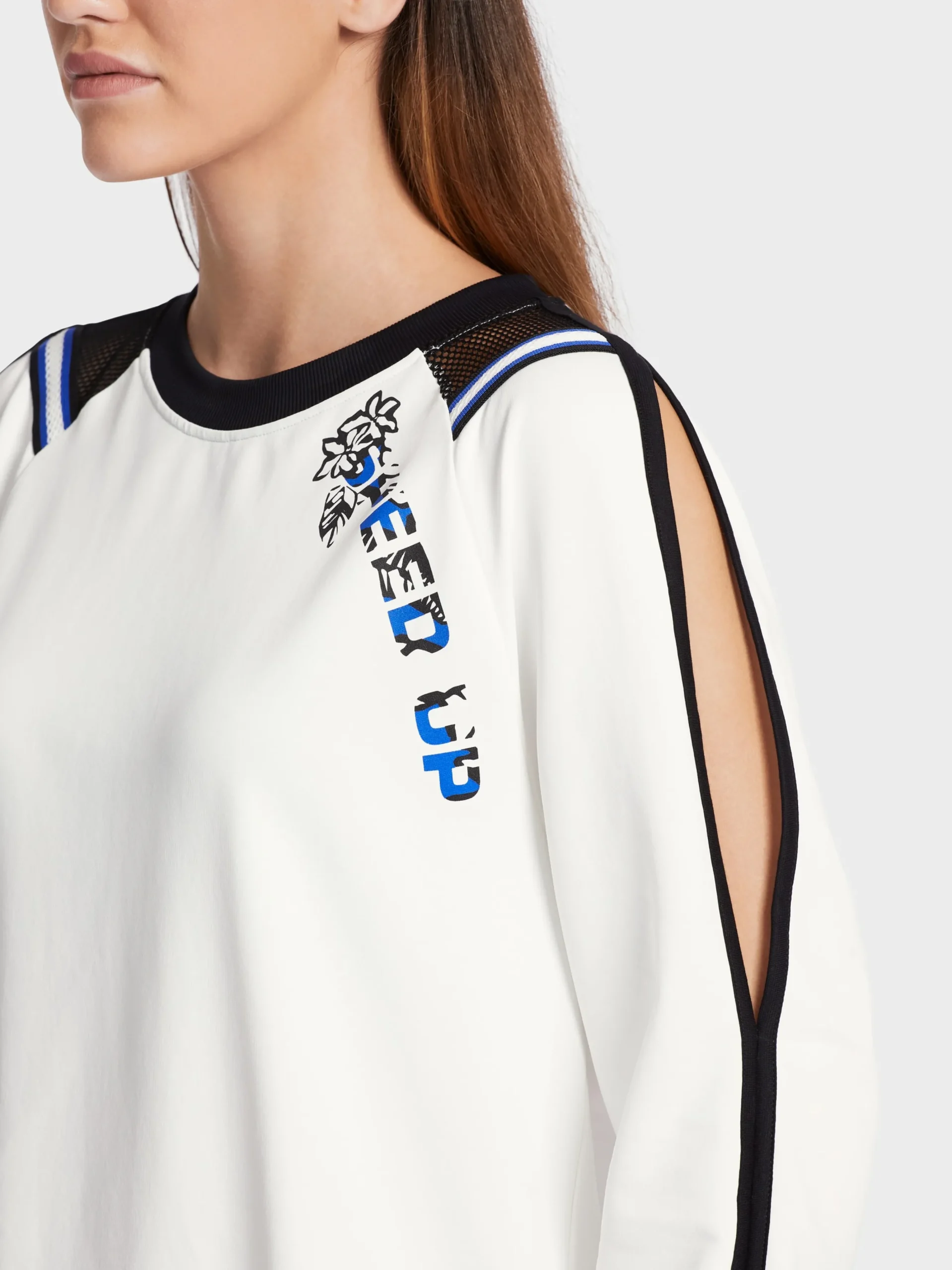 Marc Cain Pullover & Sweatshirts-SCHULTERFREIES SWEATSHIRT MIT NETZDETAIL off-white