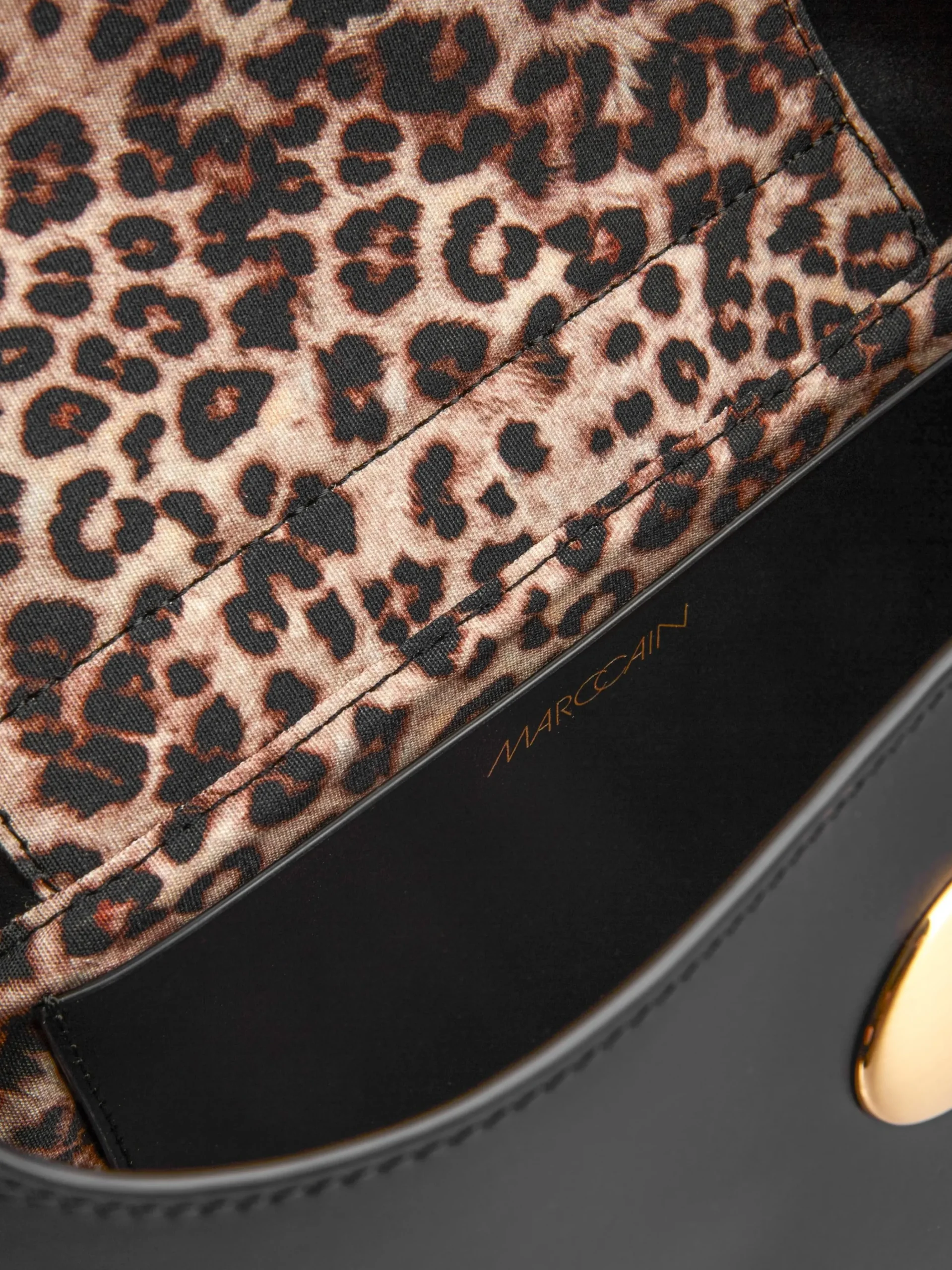 Marc Cain Taschen-SCHULTERTASCHE "RETHINK TOGETHER" black