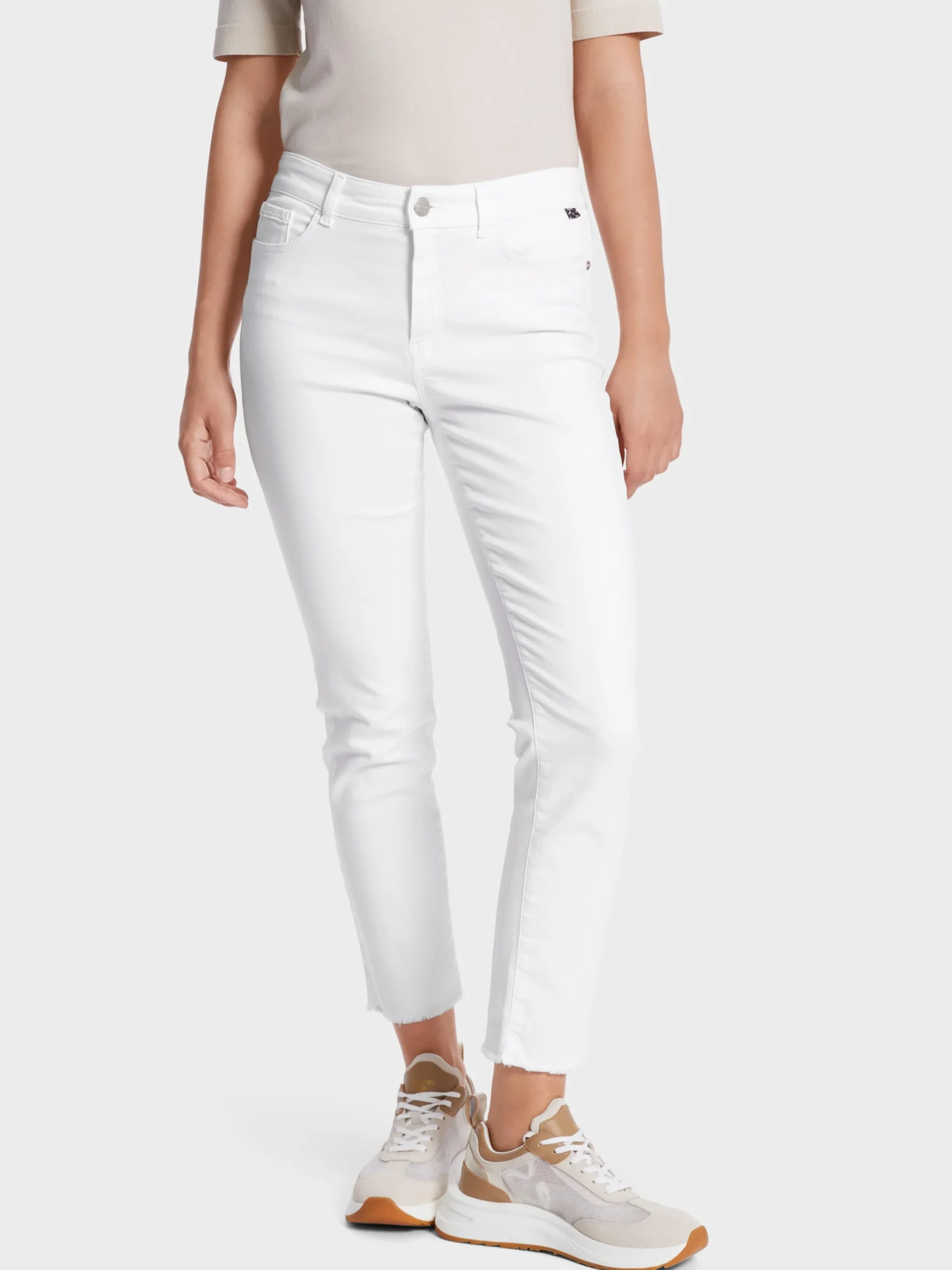 Marc Cain Jeans-SLIM FIT MODELL SILEA "RETHINK TOGETHER" white