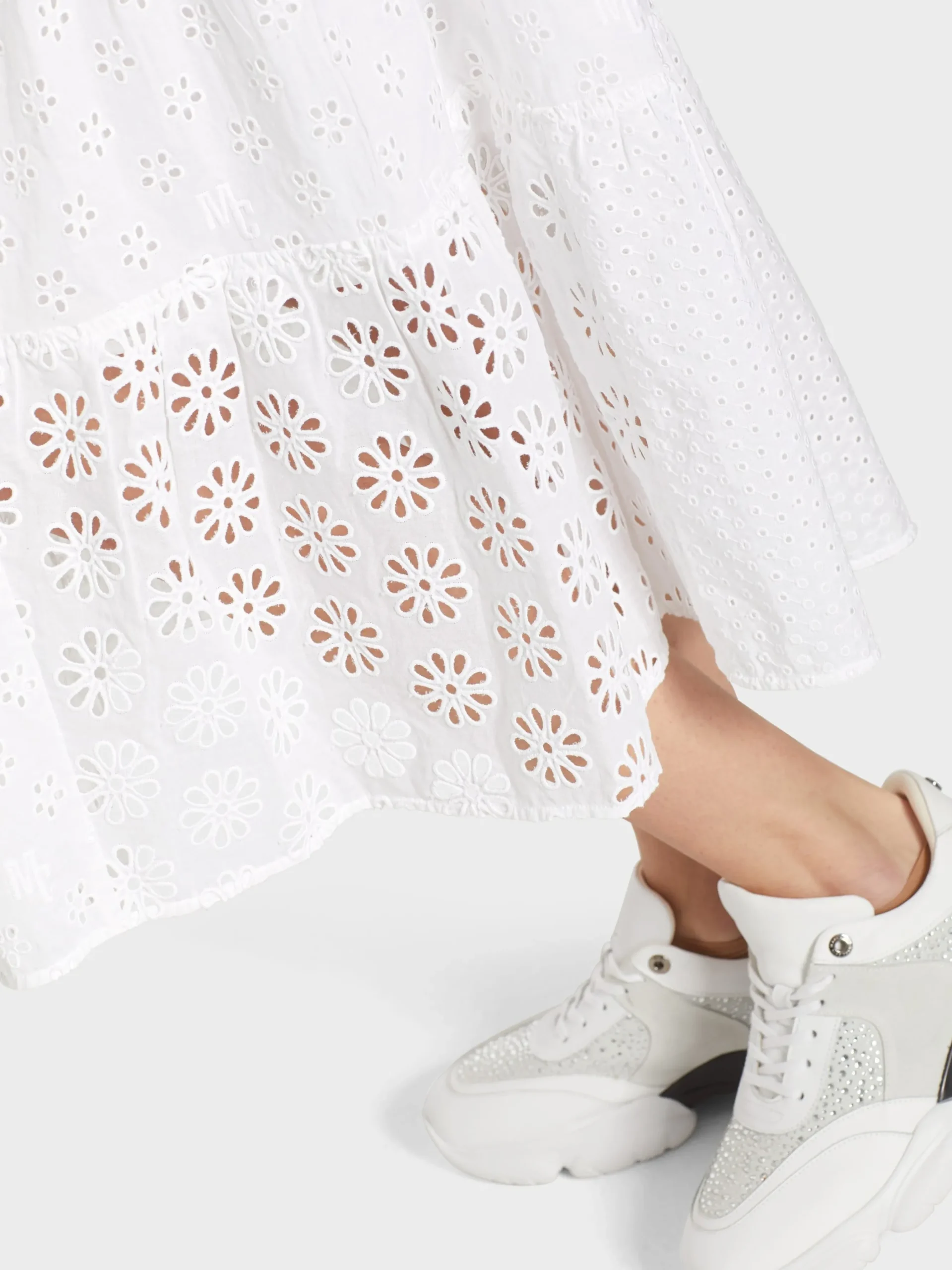 Marc Cain Kleider-SOMMERKLEID MIT LOCHSTICKEREI white