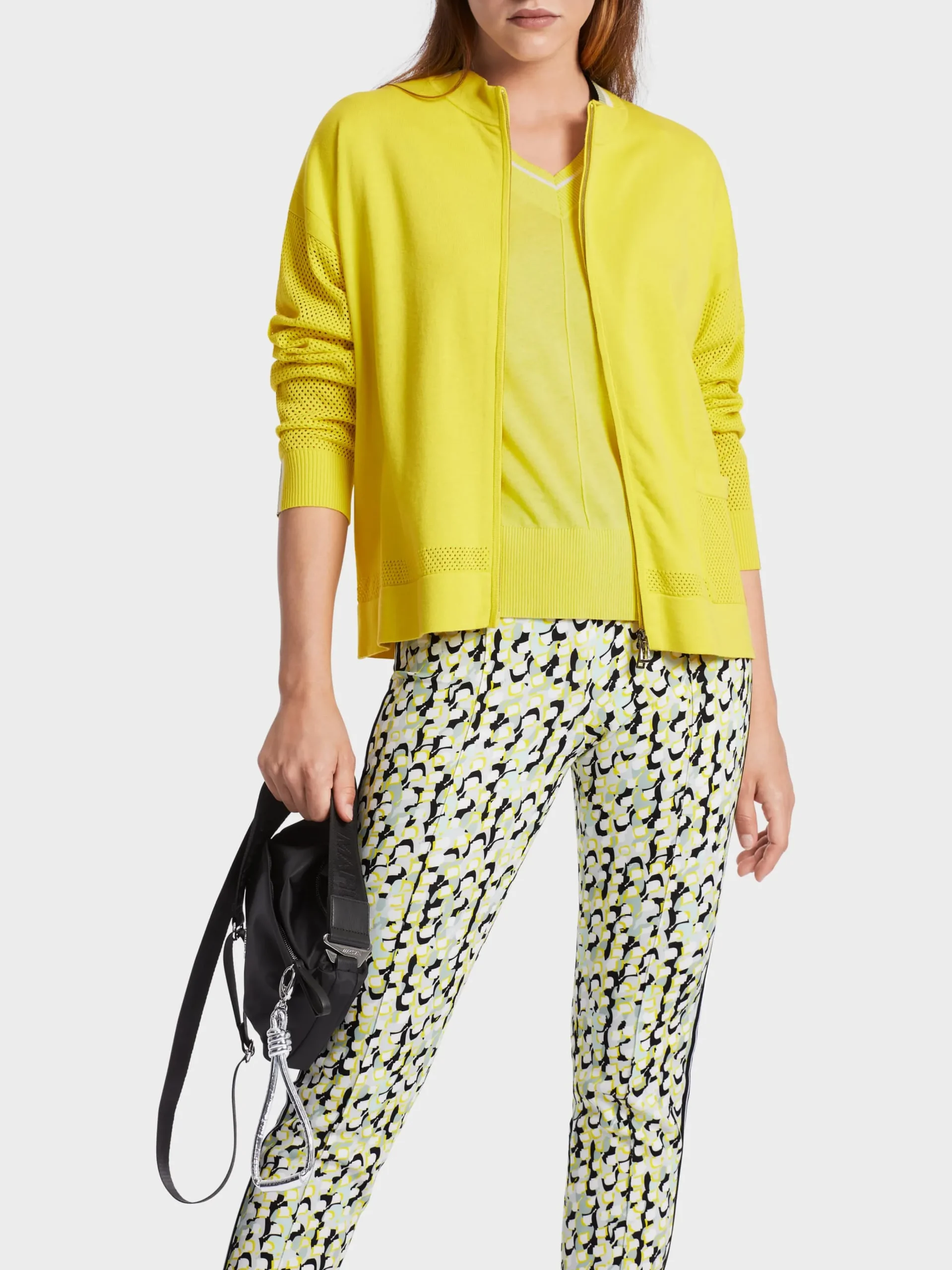 Marc Cain Jacken|Strick-SPORTIV UND ELEGANT – CARDIGAN MIT ZIPP soft limeade