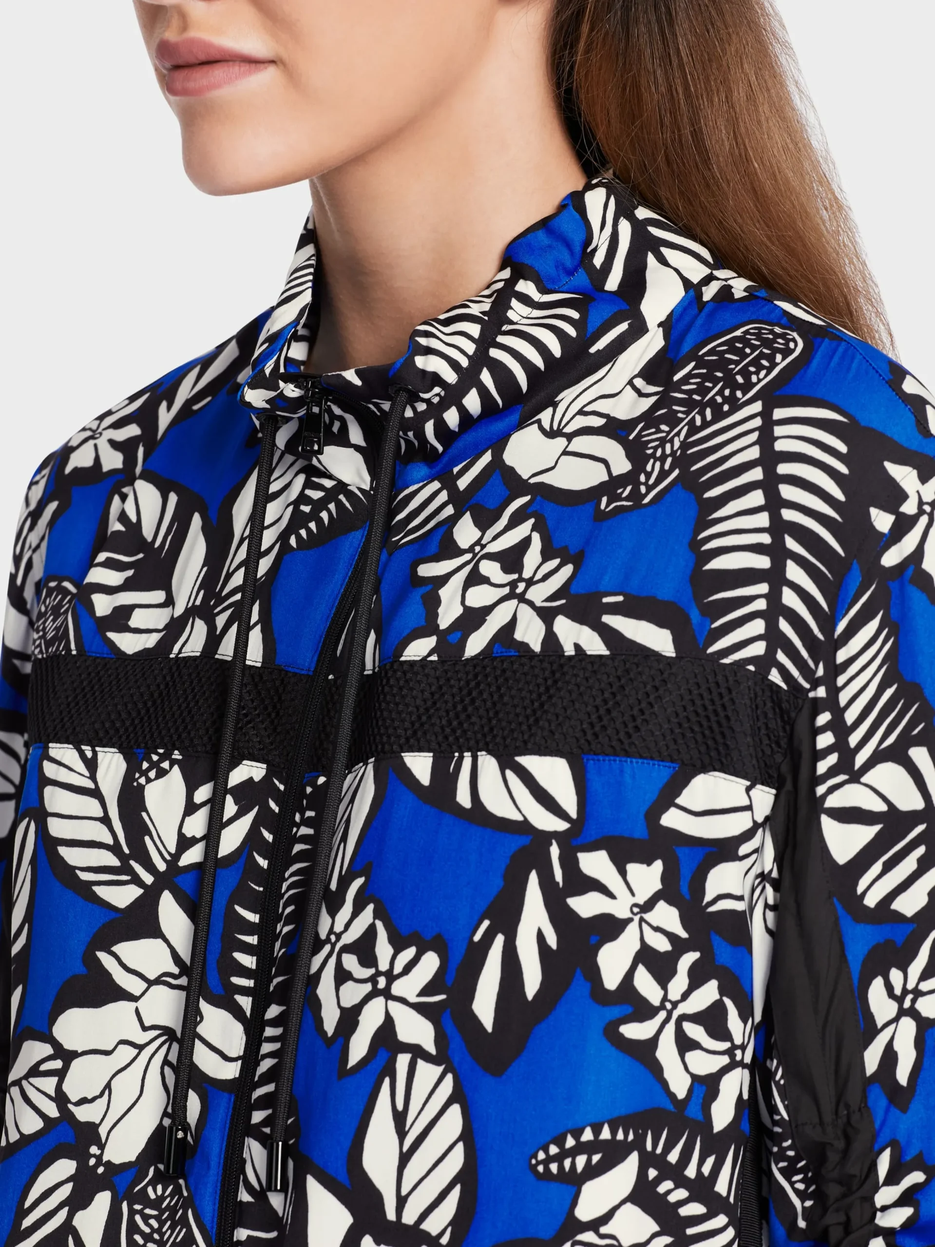 Marc Cain Jacken-SPORTIVE JACKE MIT FLORALEM PRINT bright royal blue