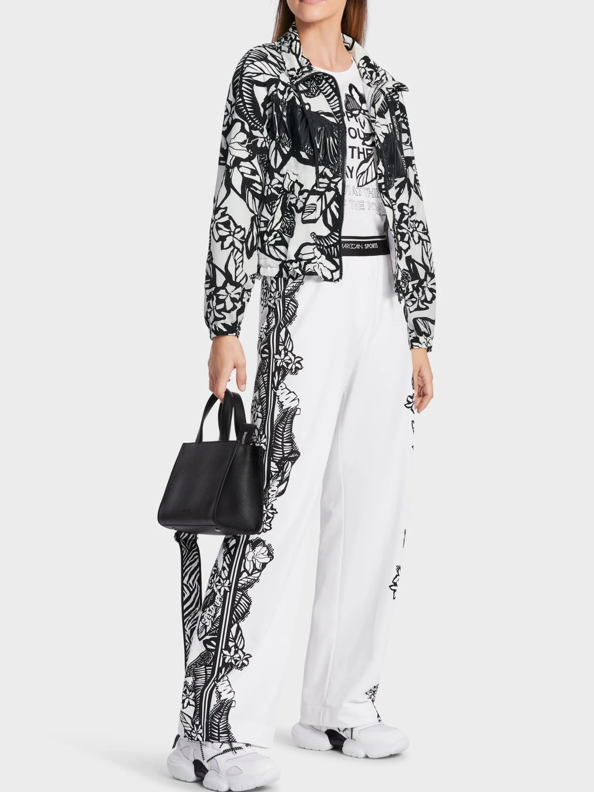 Marc Cain Mäntel & Outdoorjacken-SPORTIVE OUTDOORJACKE white and black