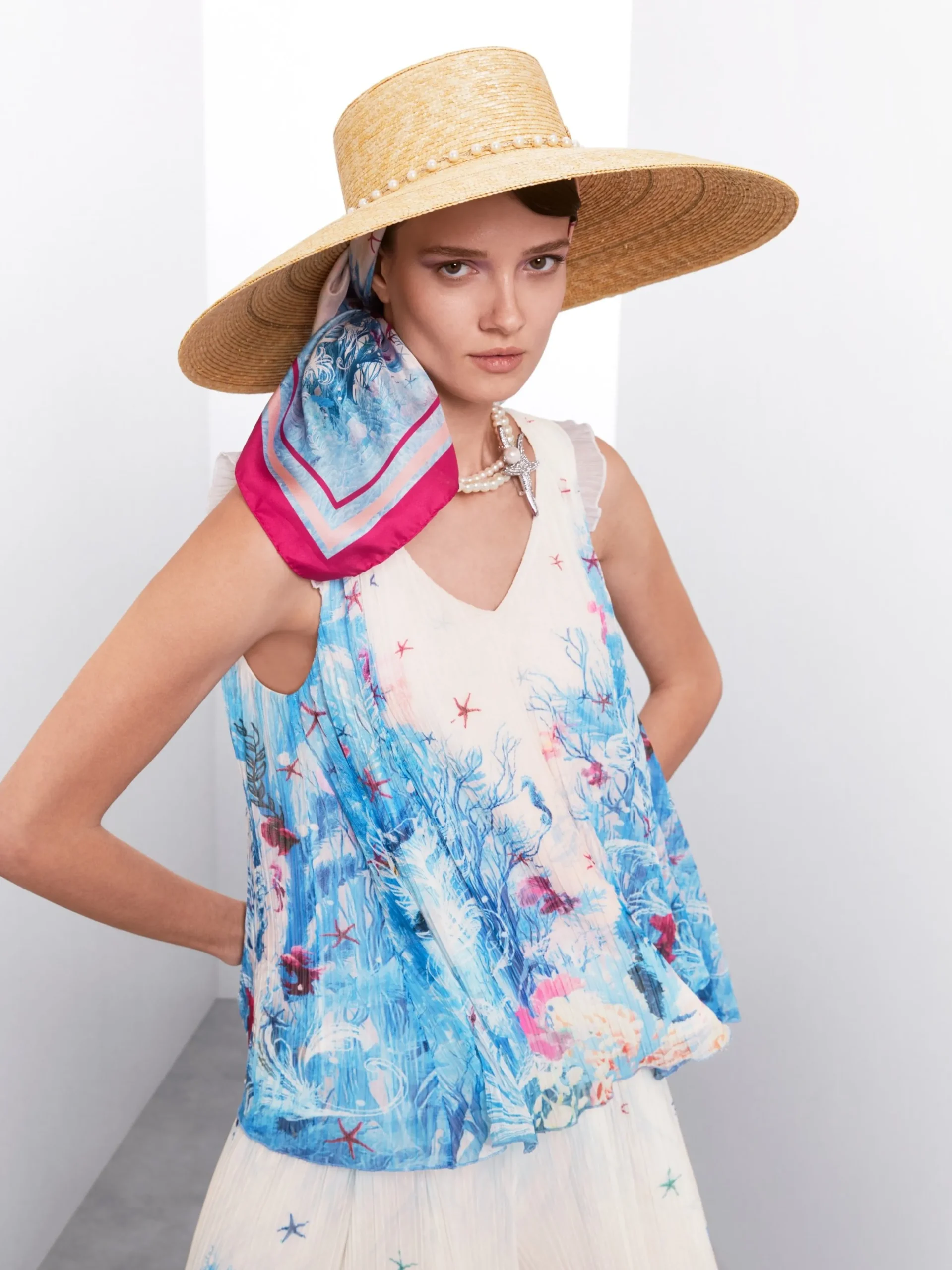 Marc Cain Accessoires-STROHHUT MIT PERLEN raffia