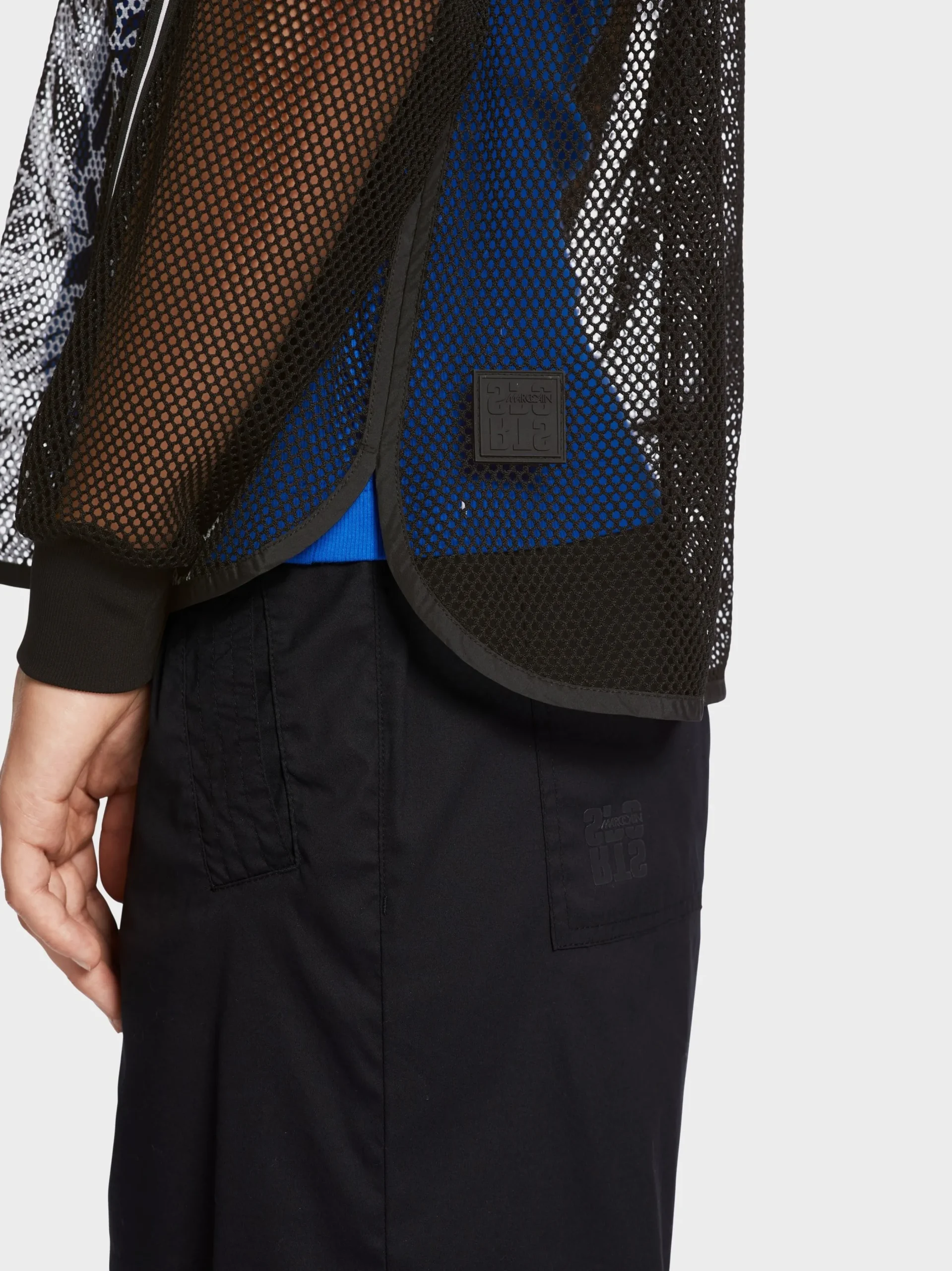 Marc Cain Shirts & Tops-T-SHIRT AUS BEDRUCKTEM MESH black