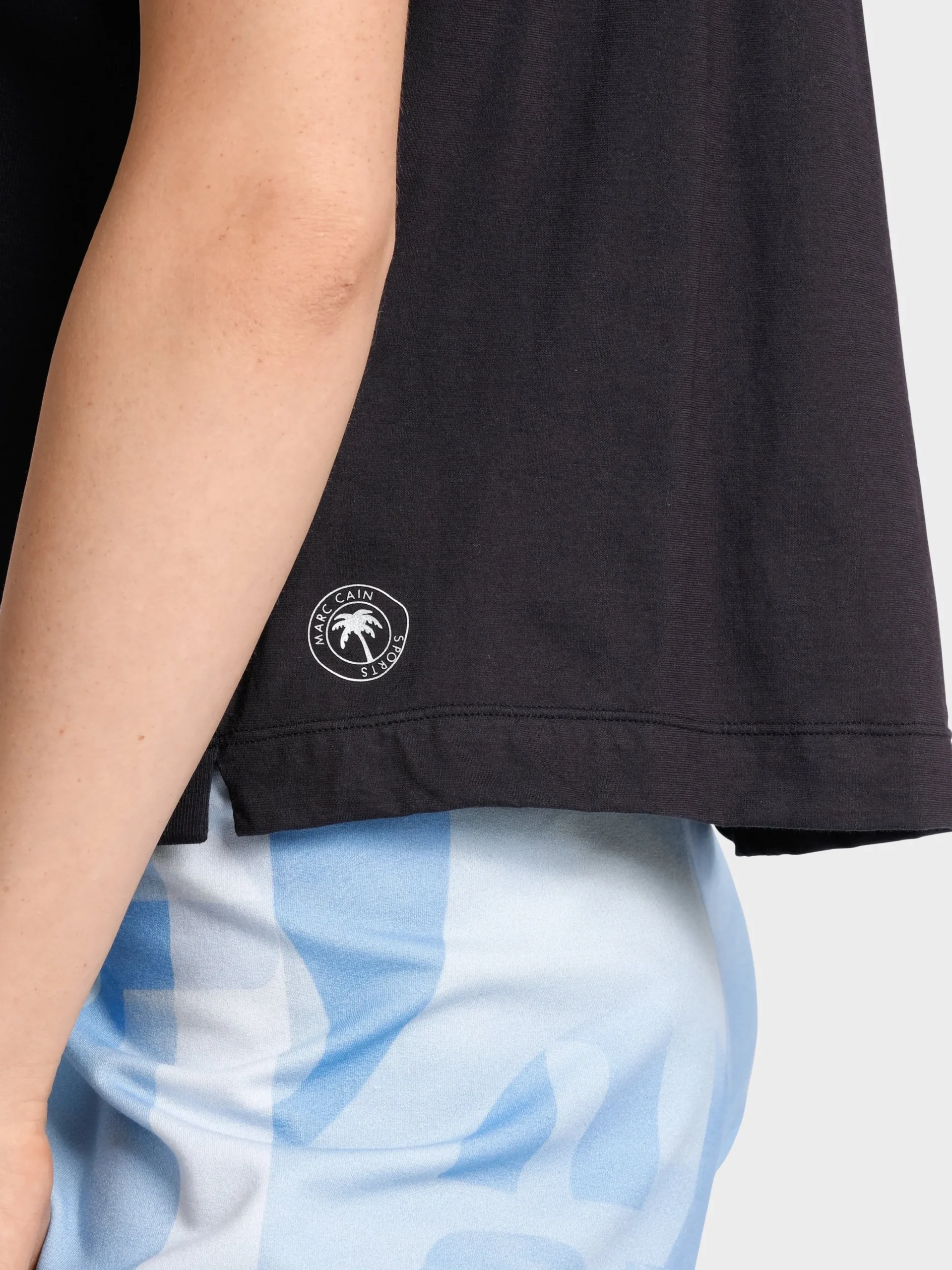 Marc Cain Shirts & Tops-T-SHIRT IM MATERIALMIX midnight blue