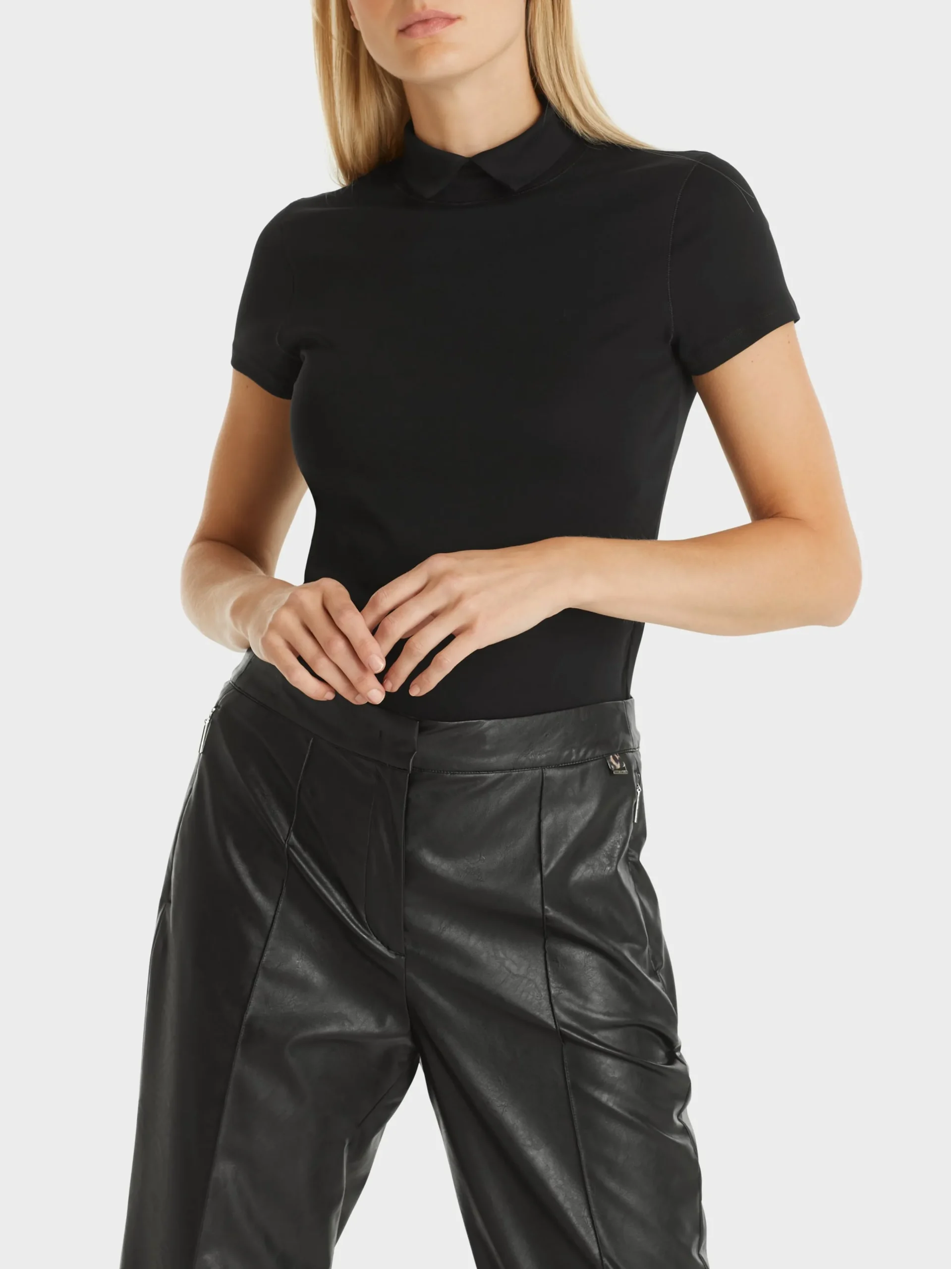 Marc Cain Shirts & Tops-T-SHIRT MIT GESCHLITZTEM MOCK-NECK black