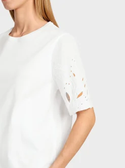 Marc Cain Shirts & Tops-T-SHIRT MIT LOCHSTICKEREI white