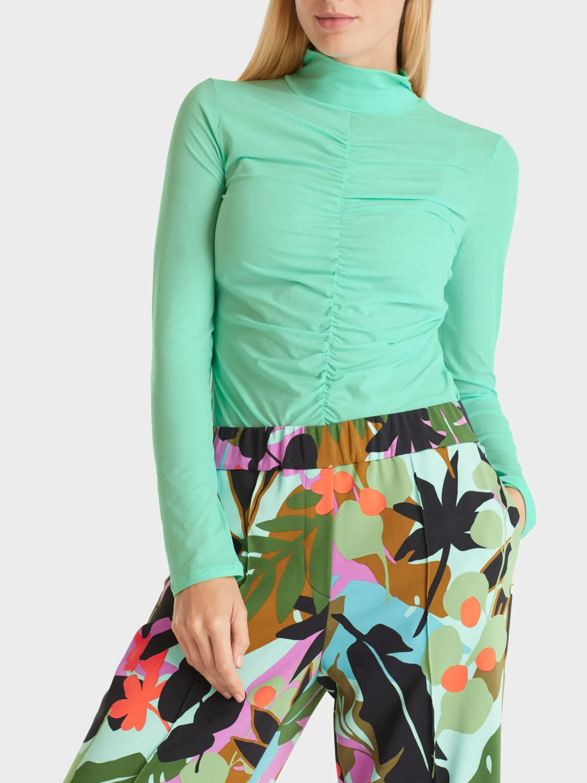 Marc Cain Shirts & Tops-T-SHIRT MIT ROLLKRAGEN soft malachite