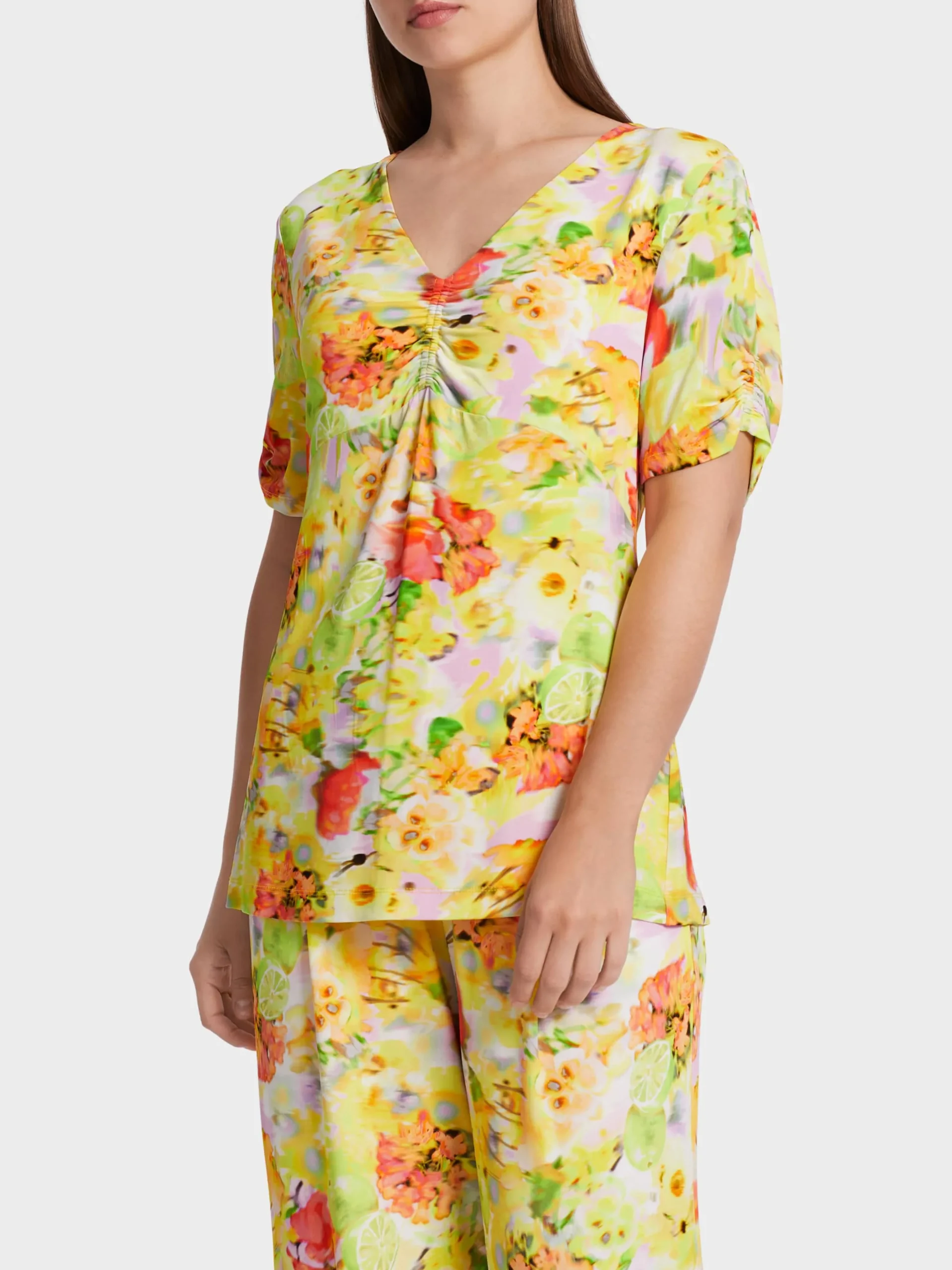 Marc Cain Blusen & Tuniken|Shirts & Tops-T-SHIRT MIT SMOK-DETAILS pale lemon