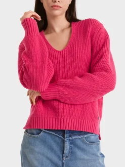 Marc Cain Pullover & Sweatshirts-V-NECK-PULLOVER KNITTED IN GERMANY super pink