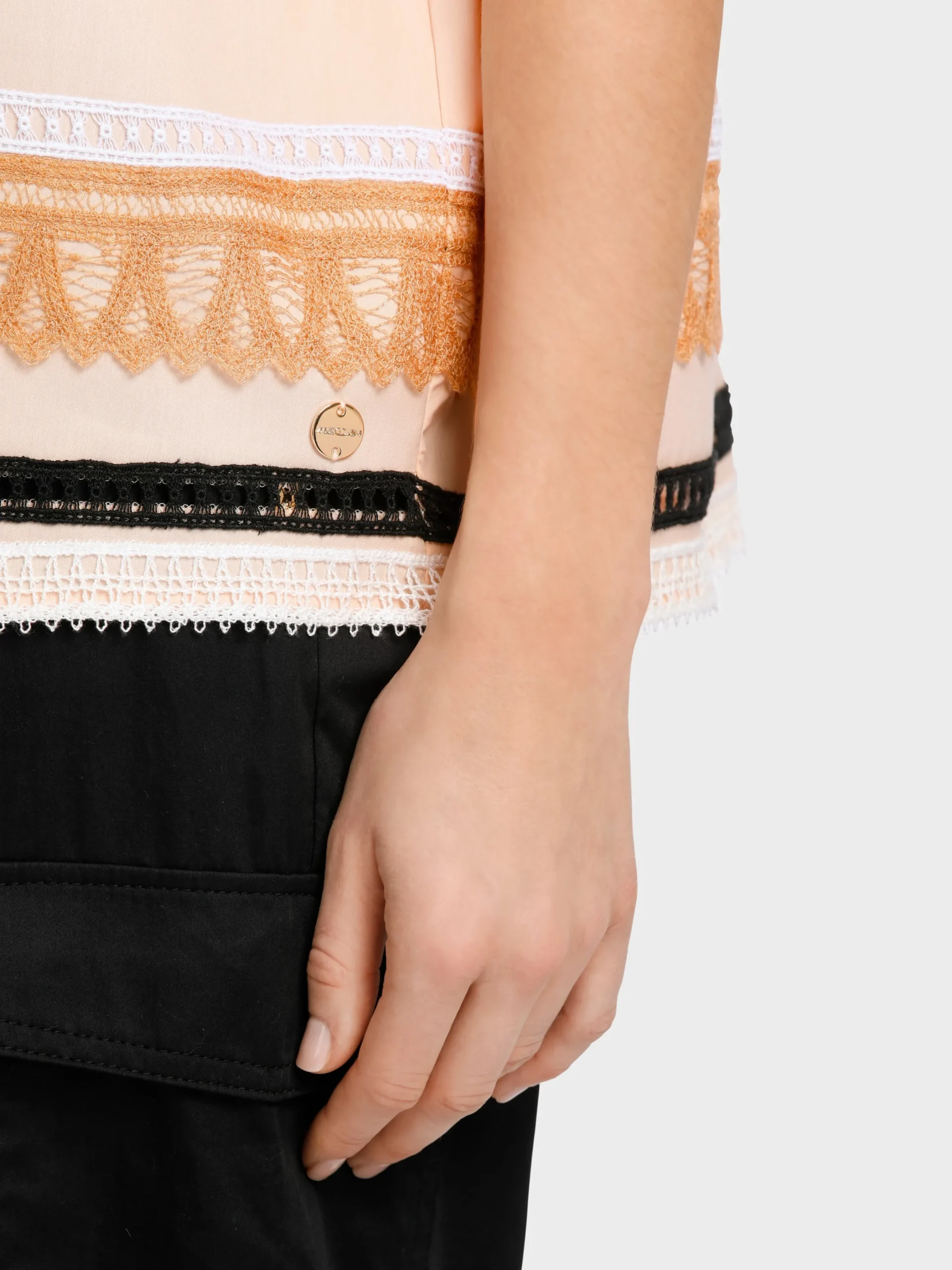 Marc Cain Blusen & Tuniken-WEITE BLUSE MIT SPITZENDETAILS soft rose